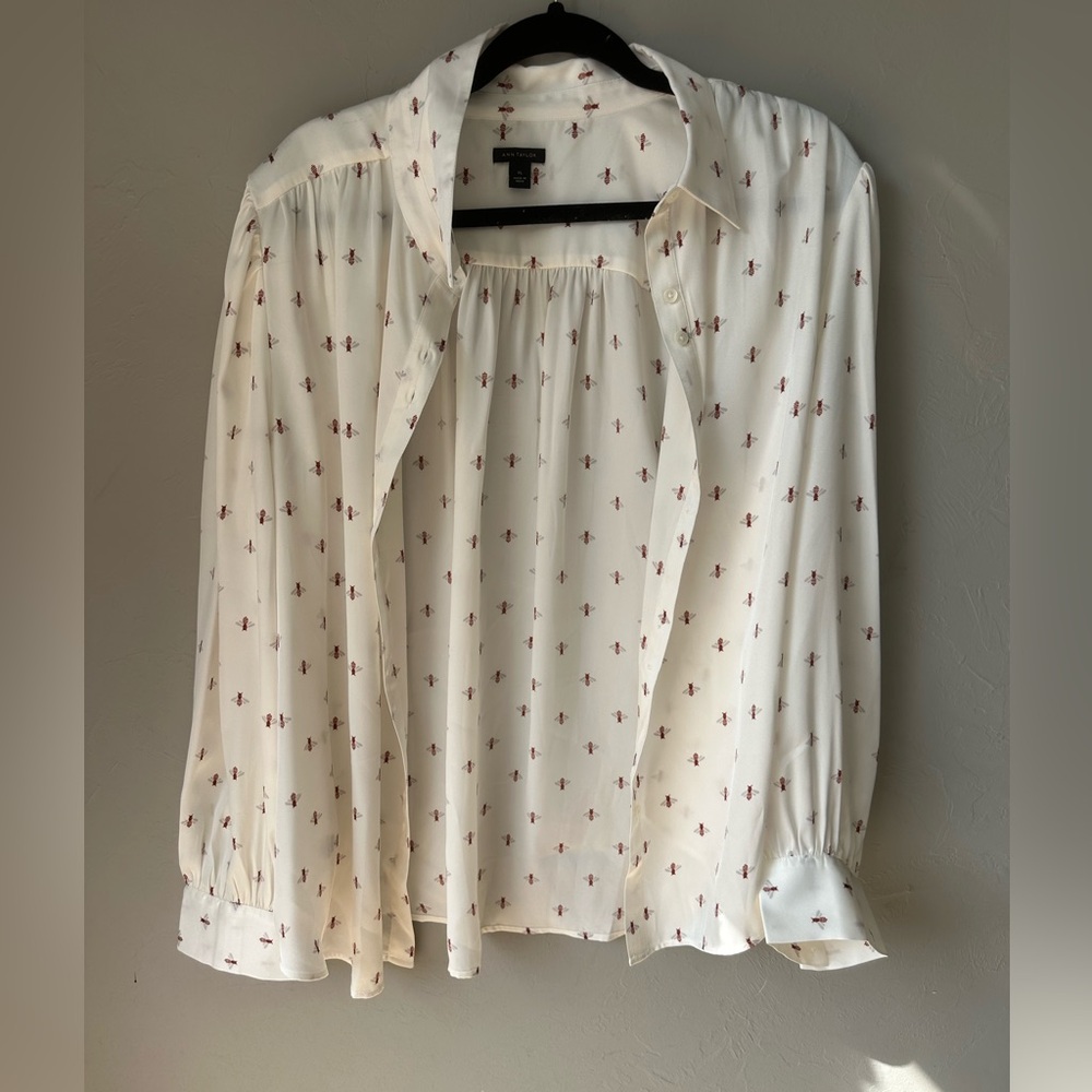No Taylor bee blouse